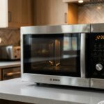 MICROWAVE OVEN